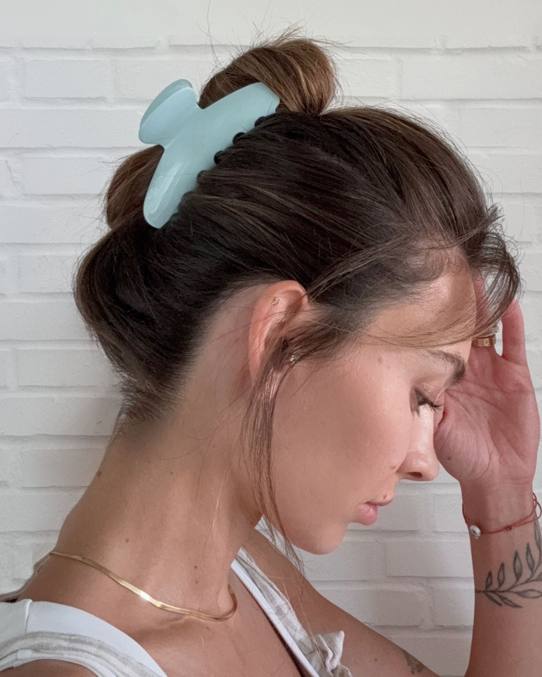 Blue Claw Clip